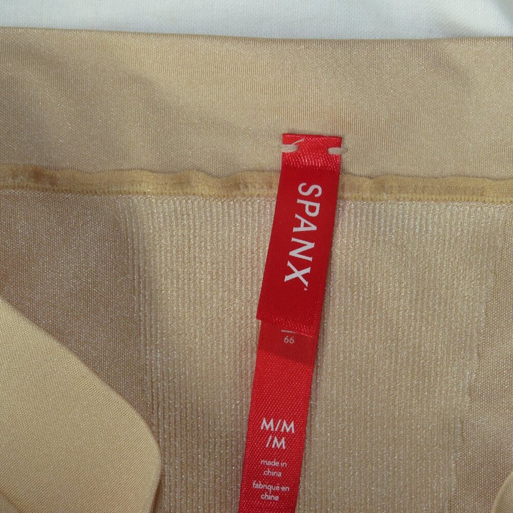 ✨ SPANX OnCore Shaping Shorts – Nude Beige | Size M